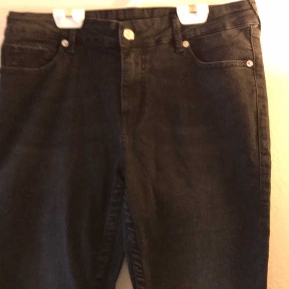 True Religion Women’s Jennie Curvy Skinny Jean - Picture 6 of 9